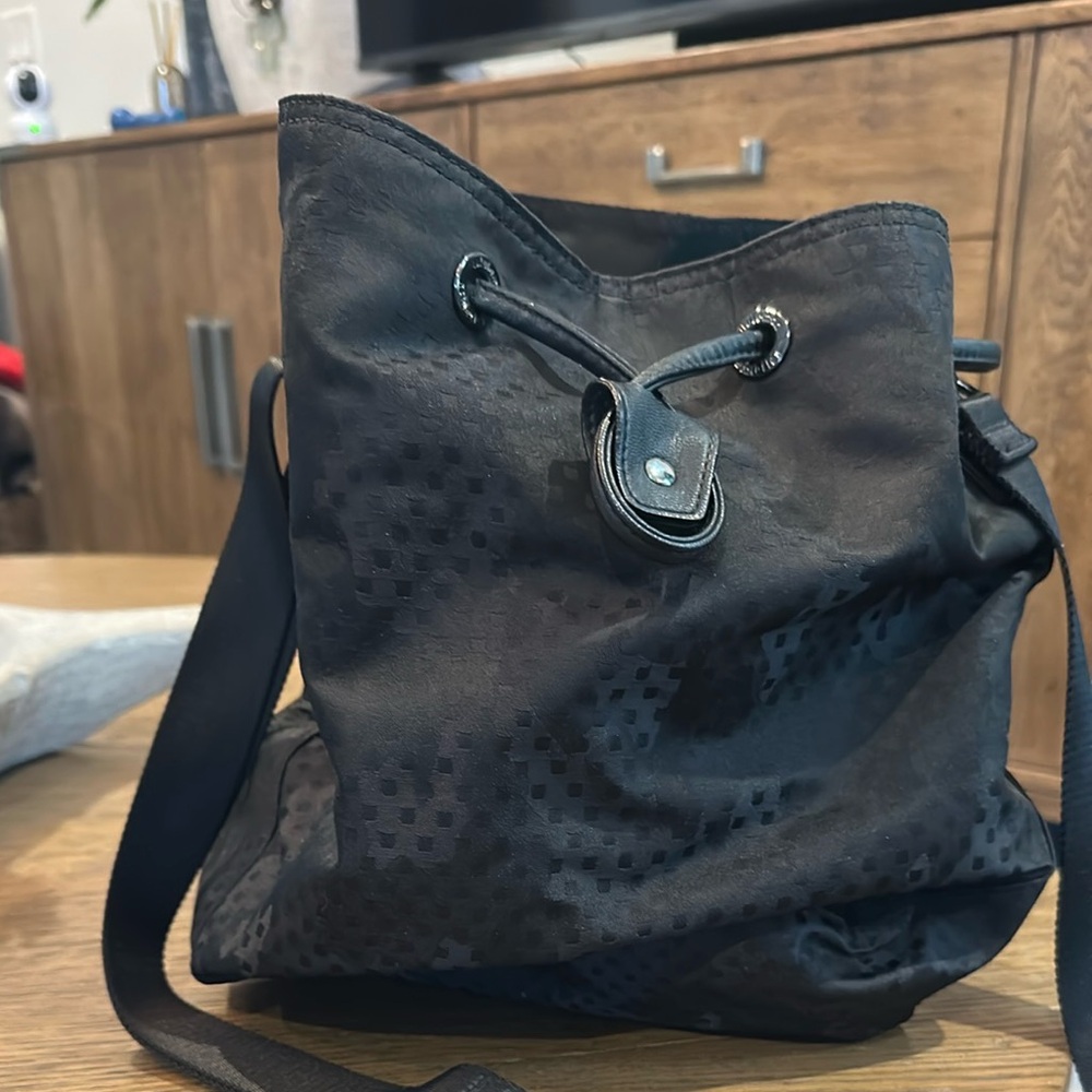 Lululemon black nylon bucket bag